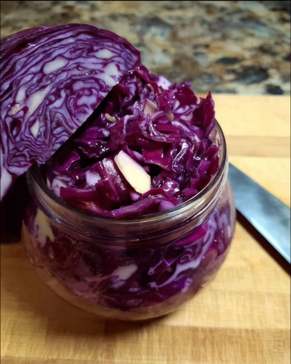 Quick Pickled Red Cabbage